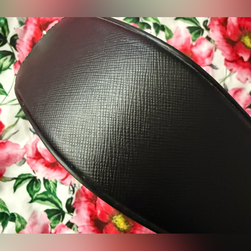 Kate Spade Love Shack Heart Crossbody Bag - Picture 12 of 15